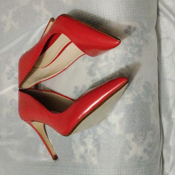 NWOT Women's Zara Basic Collection Pointed Toe Leather Stiletto Pumps - Picture 3 of 7